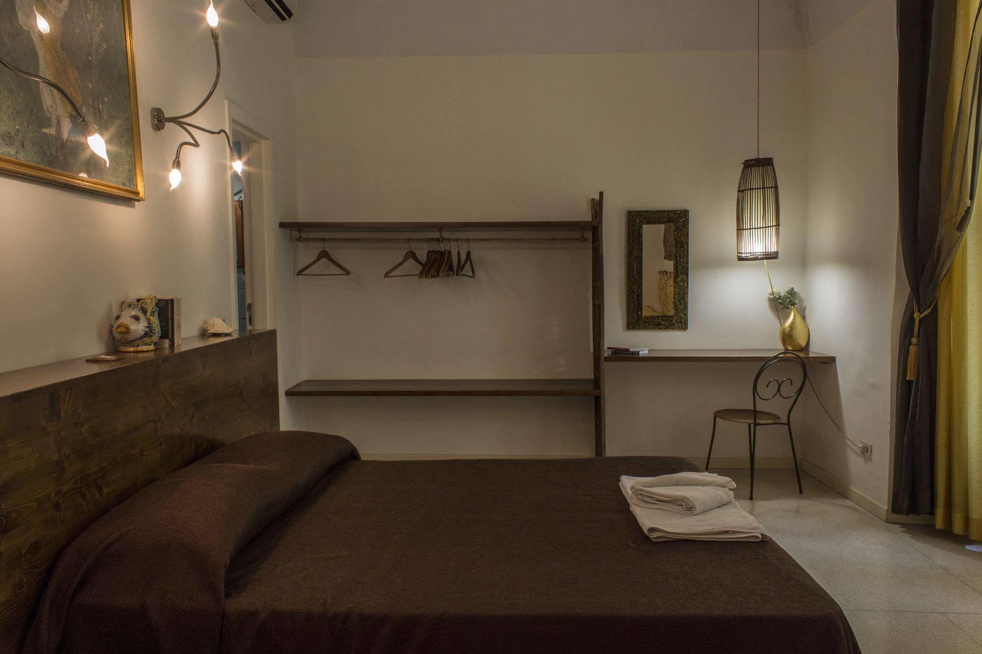 Diletto A Napoli Bed & Breakfast Exterior photo